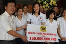 Đội tuyển bóng chuyền nữ Việt Nam tiếp tục được thưởng nóng 150 triệu đồng